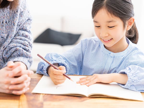 小学校中学年の矯正治療について（混合歯列期）